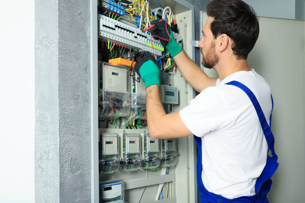 Best Emergency Electrical Repair  in Dimondale, MI